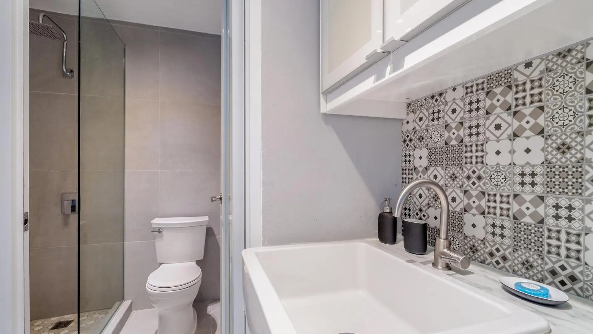 Appartamento Ocean View Luxe By Ph San Juan